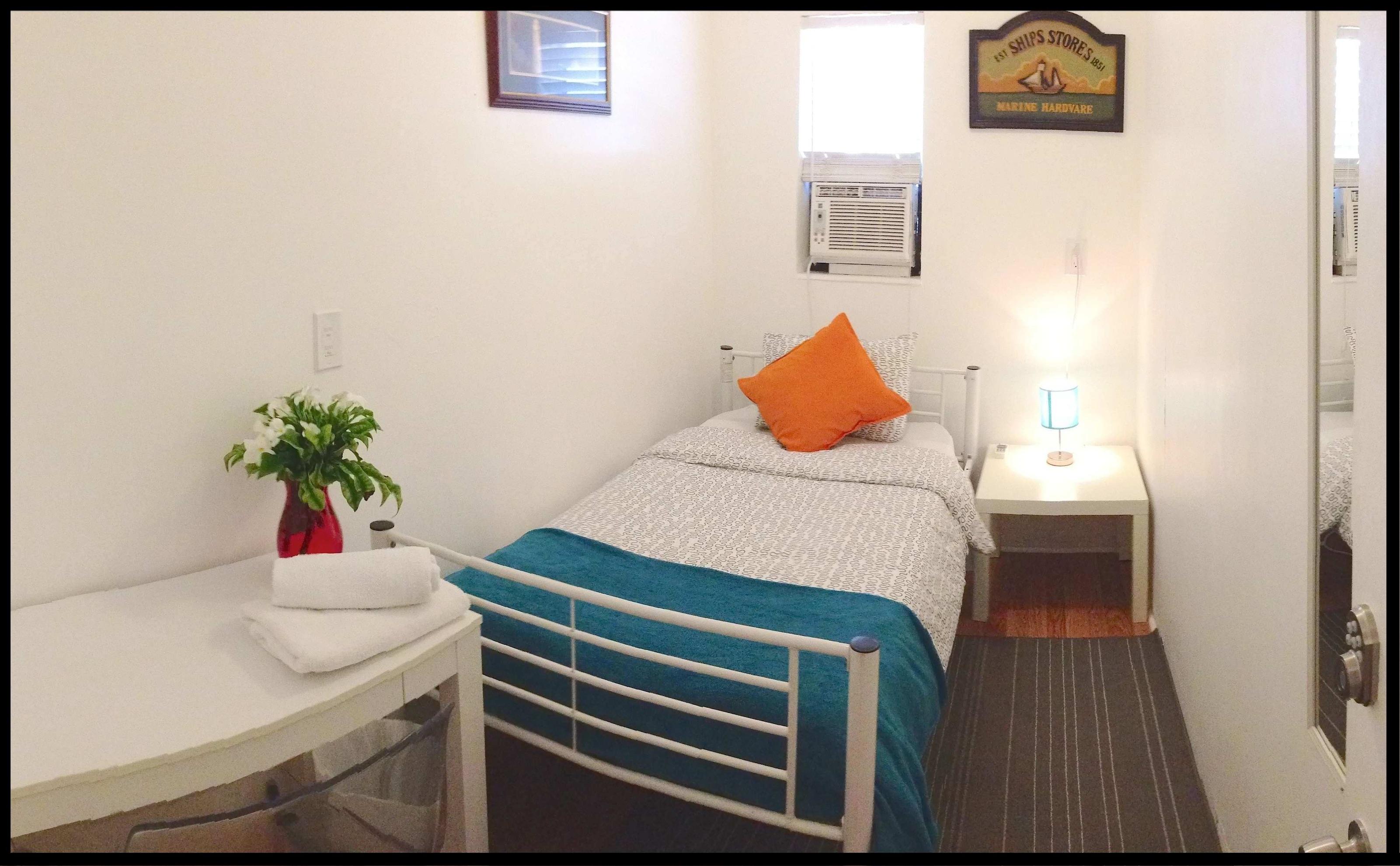 מיאמי ביץ' Bikini Hostel, Cafe & Beer Garden (Adults Only) מראה חיצוני תמונה